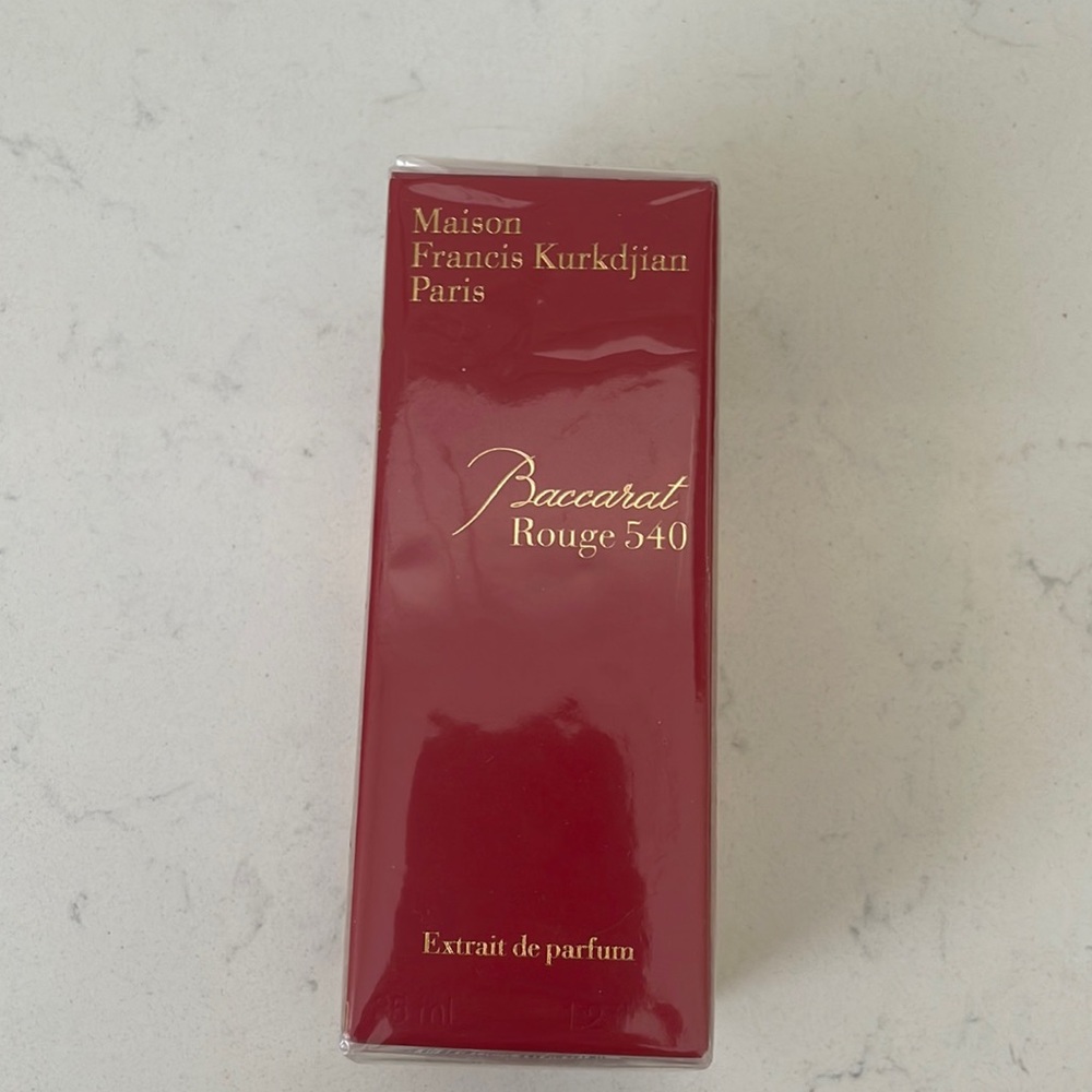 Maison Francis Kurkdjian Baccarat rouge 540 EXTRAIT DE PARFUM